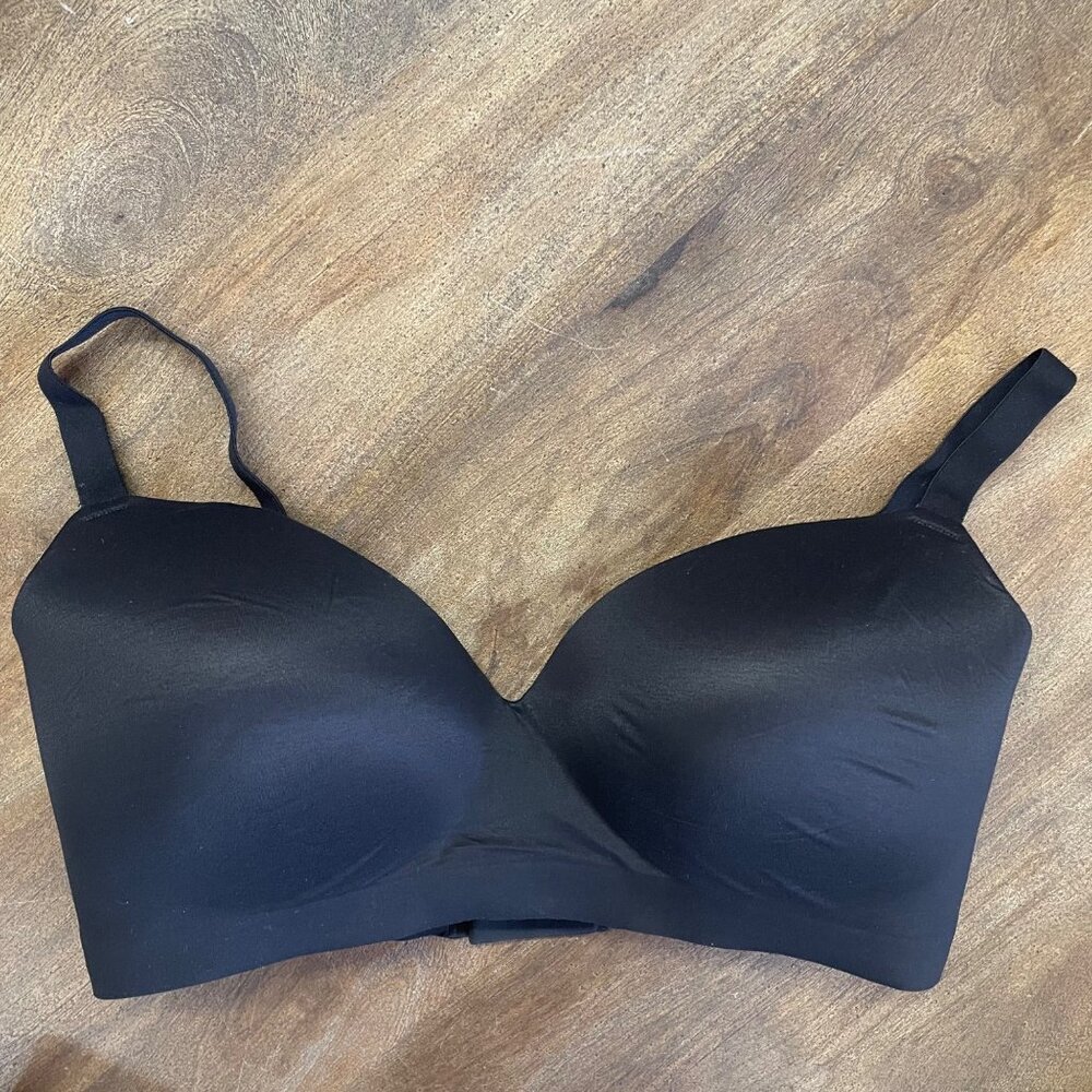 Soma Enbliss Wireless Black‎ Bra Size 40DD Wireless Adjustable Straps